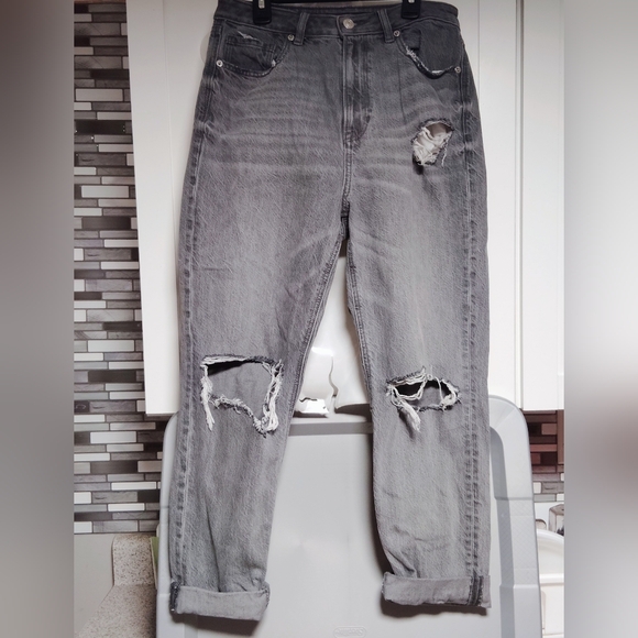 American Eagle Outfitters Denim - American Eagle Ripped Distressed Jeans Sz-8